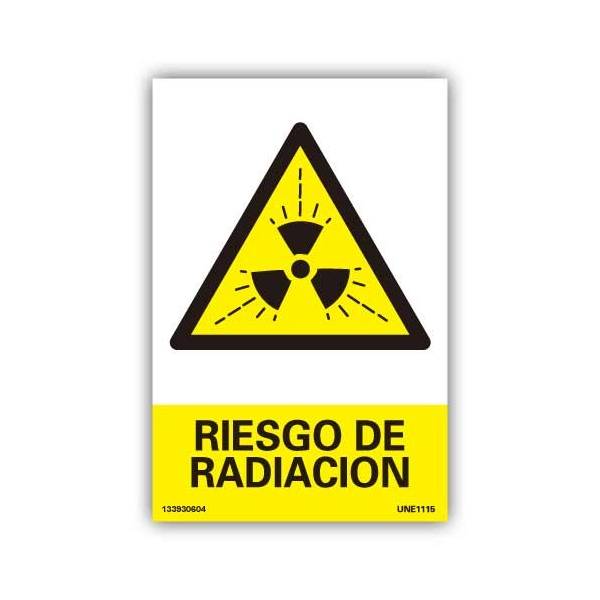 Su pictograma y texto avisan del peligro por radiación en una zona o recinto.