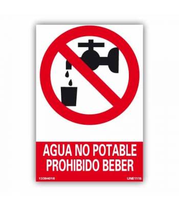 Señal rectangular que indica la prohibición de beber agua del grifo o manguera dado que el agua no es potable.
