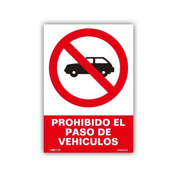 prohibición del paso de vehículos motorizados y no motorizados