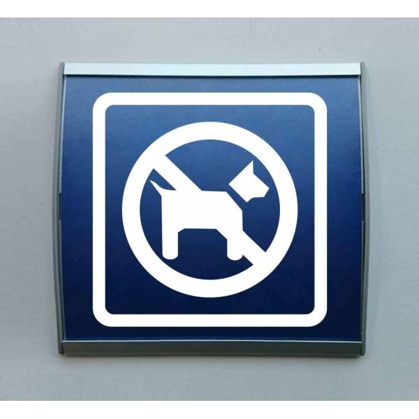 Señal informativa diseñada para señalizar la prohibición de entrada a los perros.