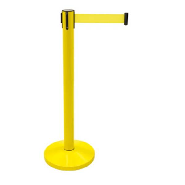 Poste delimitador fabricado en acero pintado en amarillo con cinta retráctil de 2m Poste delimitador fabricado en acero pintado en amarillo con cinta retráctil de 2m