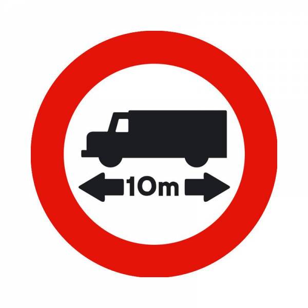Indica la limitación de acceso a vehículos en función de la longitud total del mismo. Indica la limitación de acceso a vehículos en función de la longitud total del mismo.