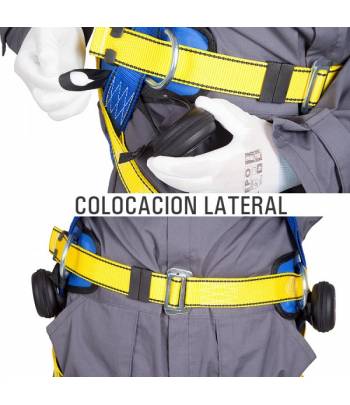 Pack de dos estuches con cinta fabricada en poliéster diseñado para aliviar el cuerpo en caso de caída.