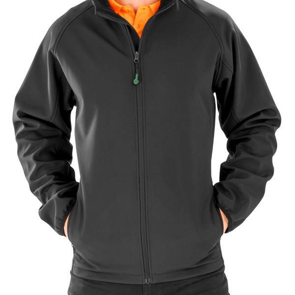 Cazadora Softshell Result Genuine Recycled confeccionada en tejido 100% reciclado Cazadora Softshell Result Genuine Recycled confeccionada en tejido 100% reciclado